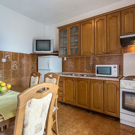 Apartmani Bezma 波尔 外观 照片