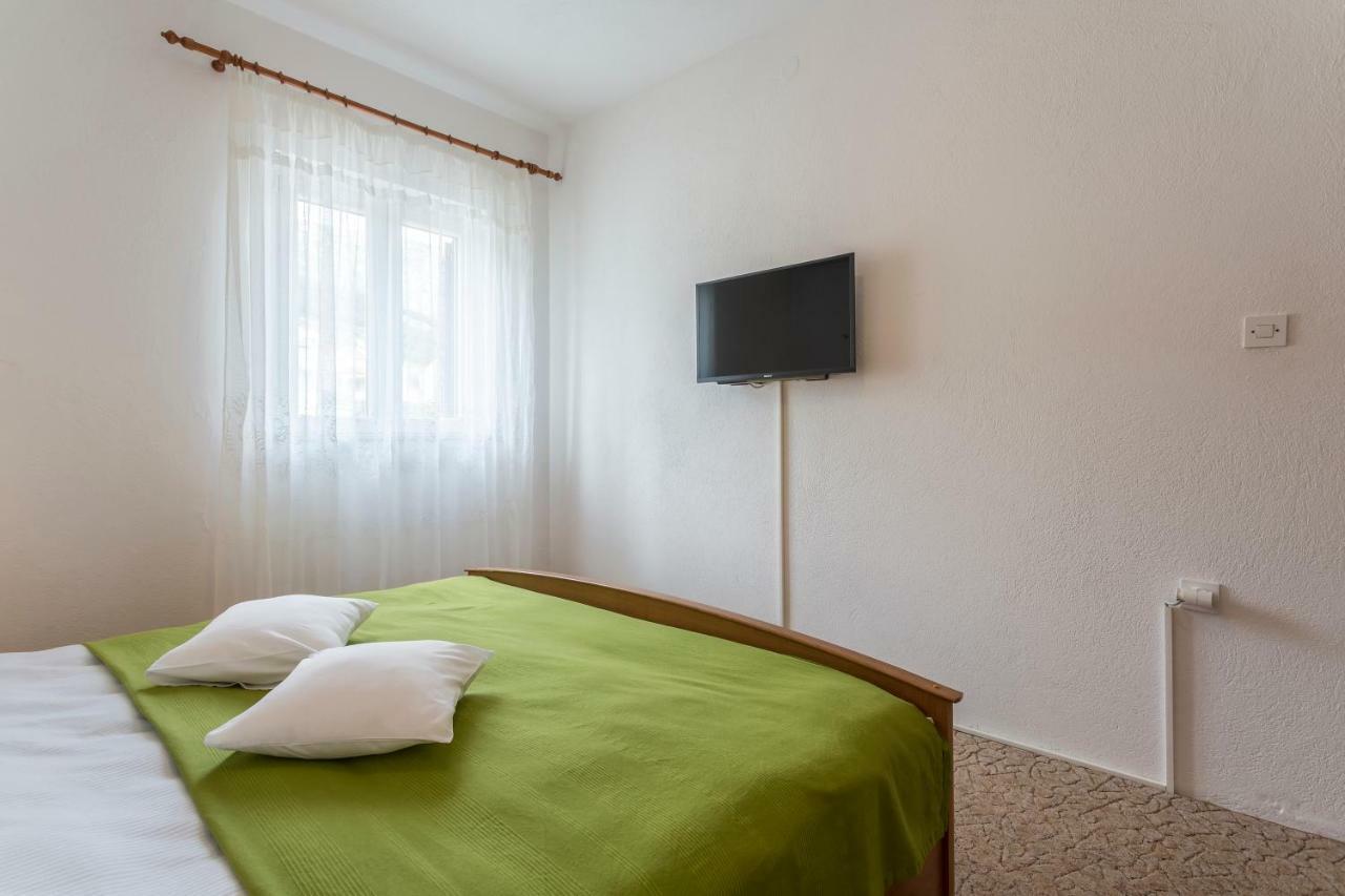 Apartmani Bezma 波尔 外观 照片