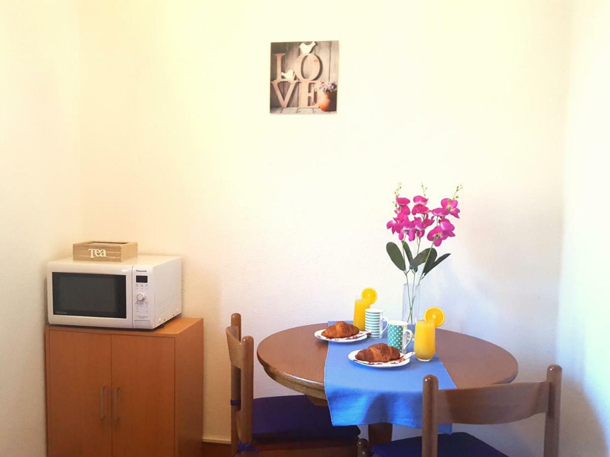 Apartmani Bezma 波尔 外观 照片