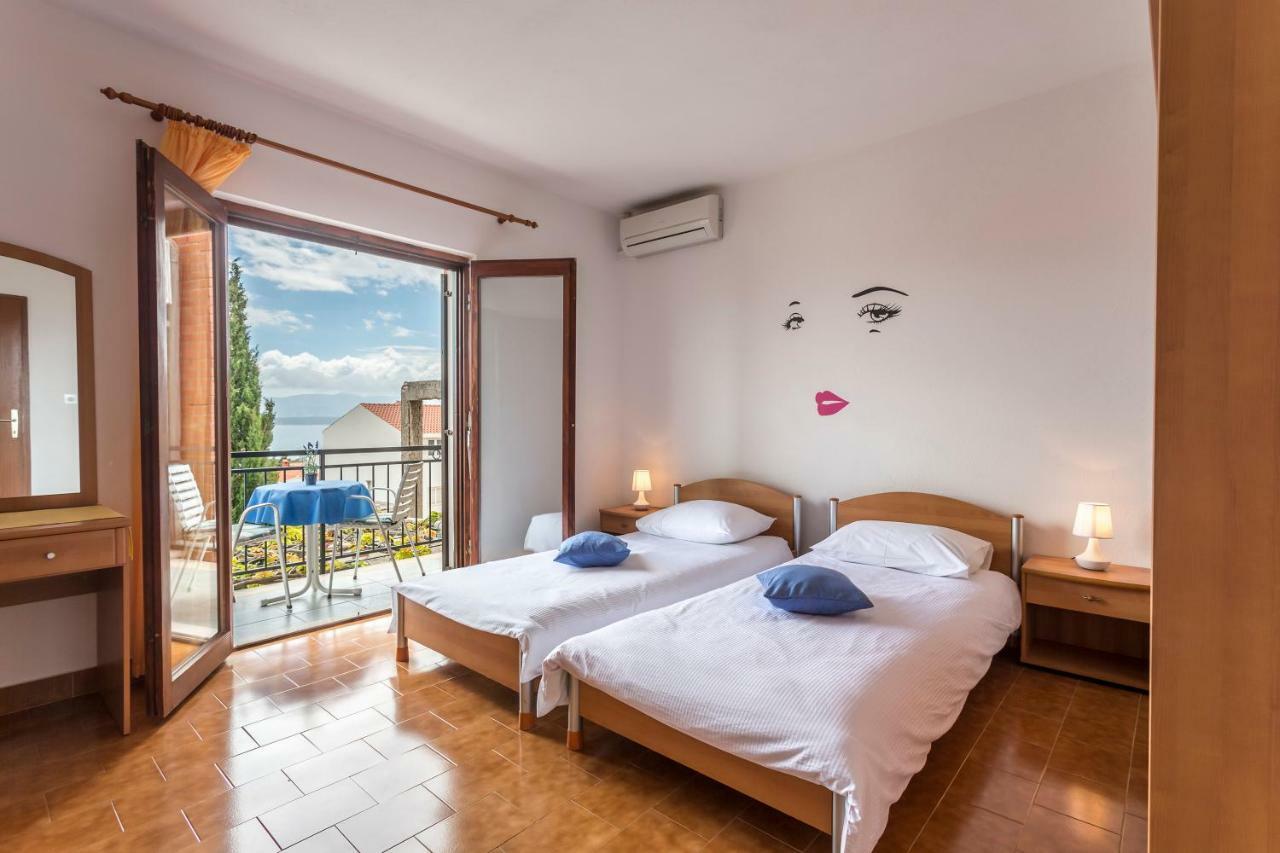 Apartmani Bezma 波尔 外观 照片