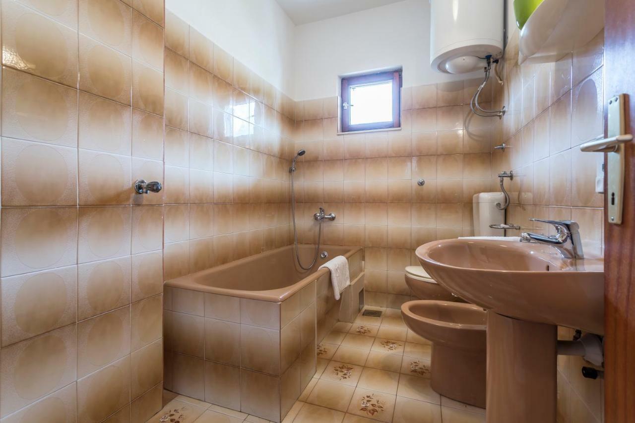 Apartmani Bezma 波尔 外观 照片