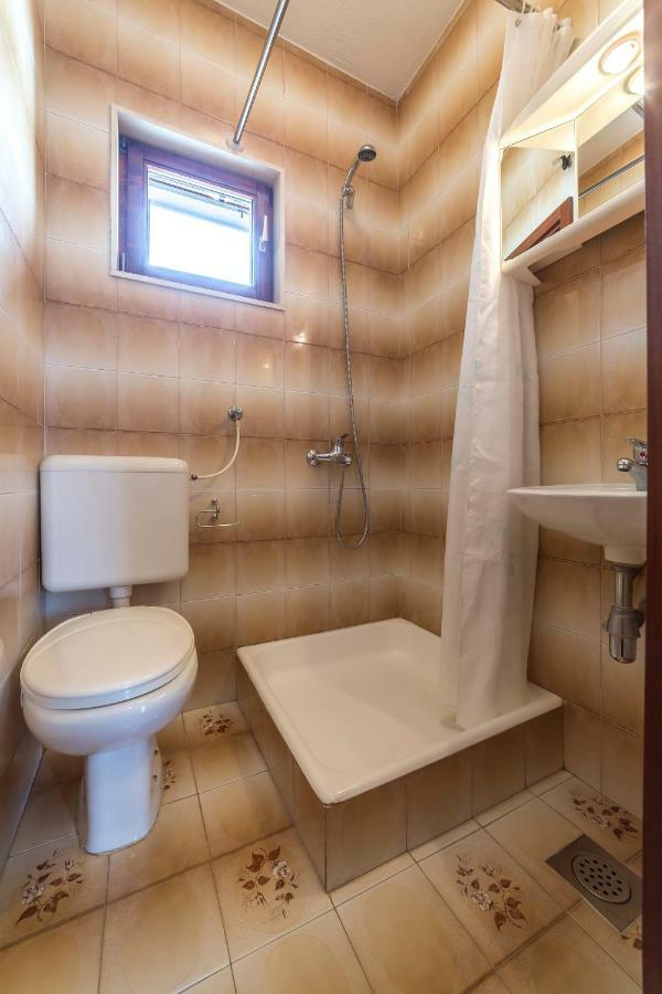 Apartmani Bezma 波尔 外观 照片