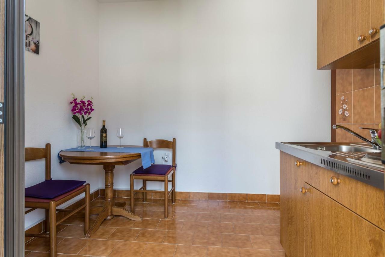Apartmani Bezma 波尔 外观 照片
